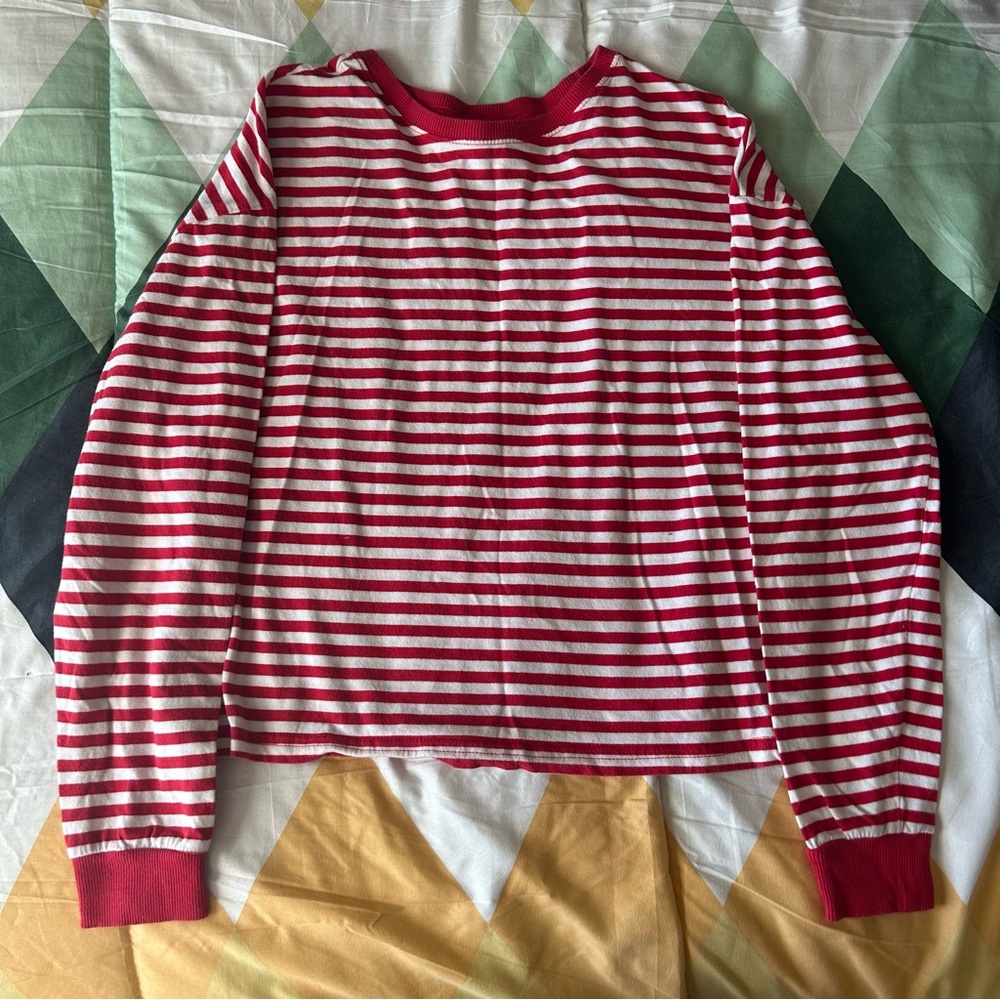 Long sleeve crop top